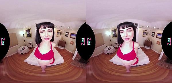  VRHUSH Siouxsie Q masturbating with a dildo in POV VR
